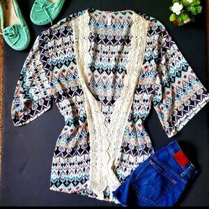 Xhileration Aztec Lightweight Shaw cover